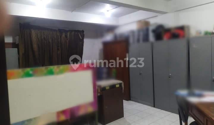 Ruang Usaha Area Garuda Disewakan
