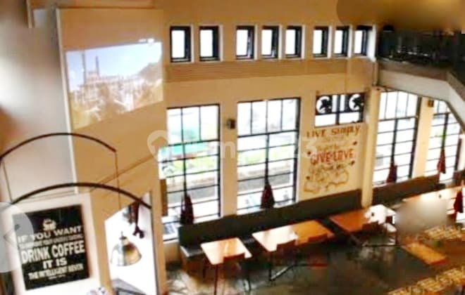 Asia Africa Main Road, Front of CIMB Niaga, For Rent