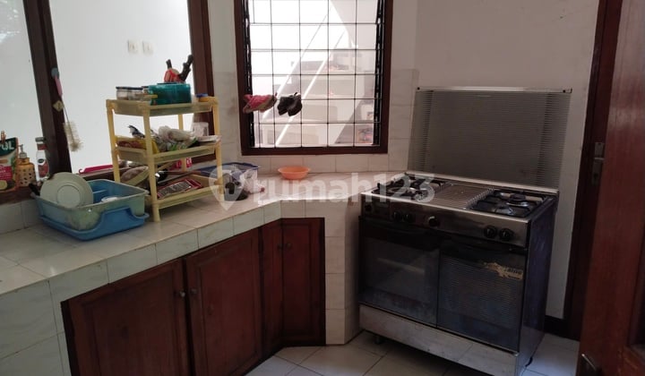 Ciumbuleuit Rumah Asri Depan Unpar Dekat Yogya Ciumbuleuit