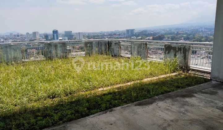 Asia Africa area is suitable for cafes, bars, nightclubs