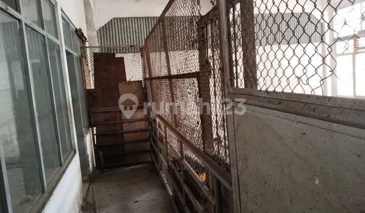 gudang area sudirman disewakan strategis