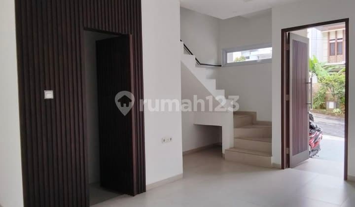 Jual Rumah Siap Huni 2 Lantai Dalam Perumahan Ciwaruga Regency Bandung