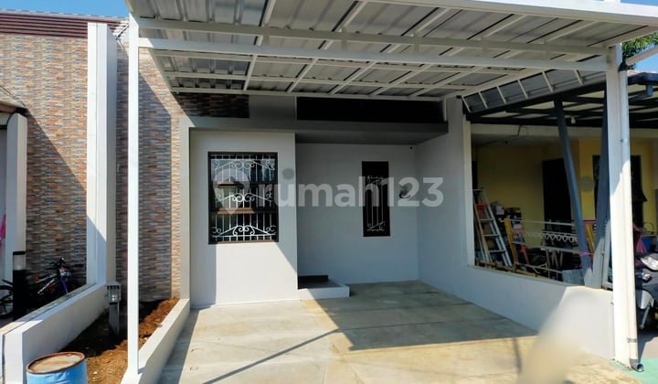 Ready to Occupy, House, 1 Floor, Near Health Facilities, Grand Sharon Price 685 Million