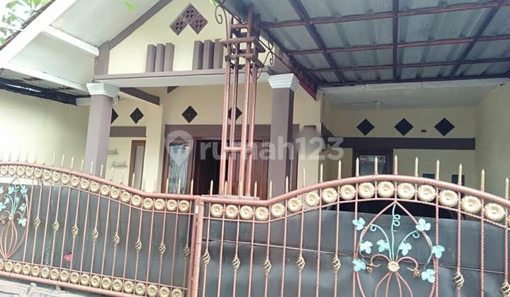 Rumah Butuh Minim Renovasi SHM di Griya Prima Asri, Malakasari, Baleendah, Bandung, Jawa Barat, Indonesia, 40258, Baleendah