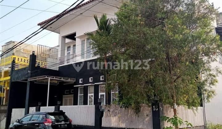 Rumah mewah lt273/350 harga 2,5m margahayu Soekarno Hatta buah batu