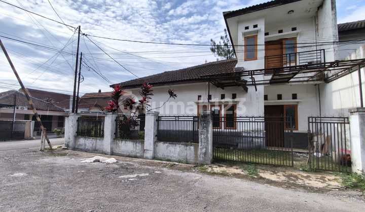 Rumah Lt156/250 Hrg998jt bisa untuk Usaha Dekat Soekarno Hatta Bandung