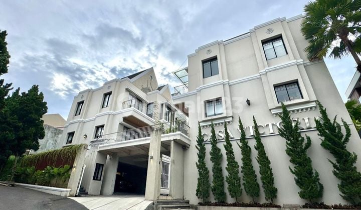 Rumah Lux lokasi strategis harga 2,4m cluster elit SetraDuta bandung