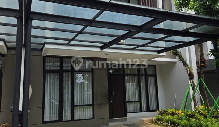 Rumah 2 lantai siap huni,Lokasi tenang dan aman dalam Cluster