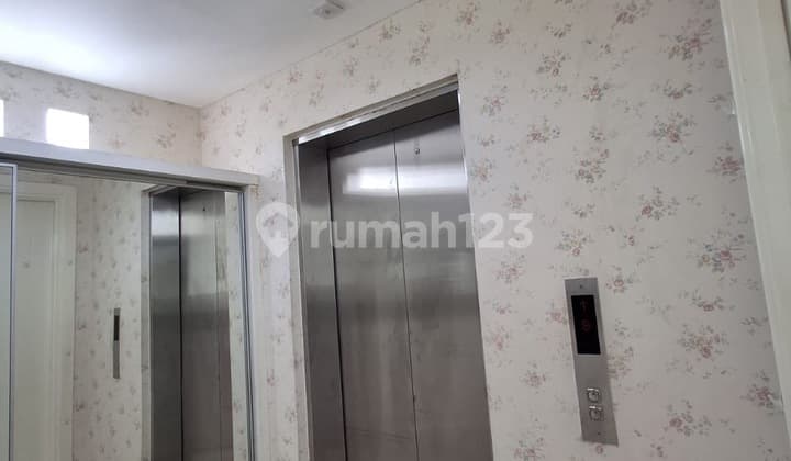 Springhill Royale View Golf Apartments in Kemayoran