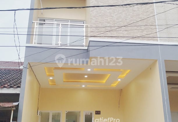 Rumah Kuning Harga Hebring Kondisi Glowing