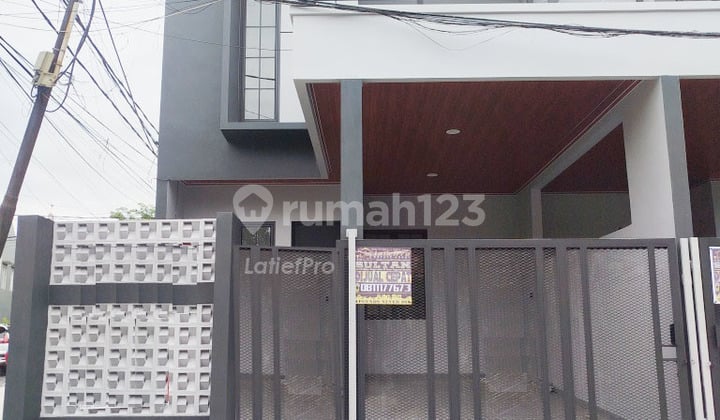 Rumah Mewah Harga Renyah Lingkungan Wah