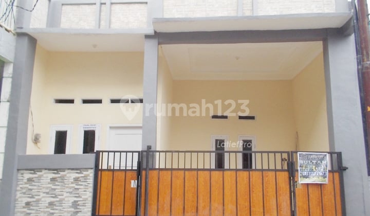 Rumah Boss Harga Anak Kos Lokasi Joss