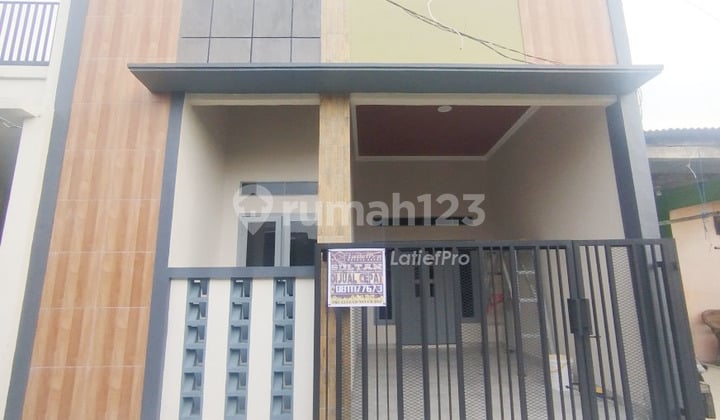 Rumah Kotak Harga Koplak Tetangganya Bijak
