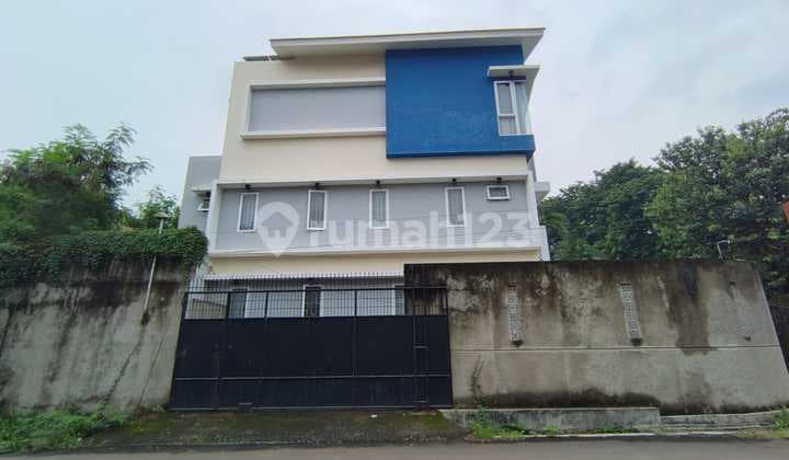 Rumah Murah Jarang Ada Taman Kebon Jeruk Intercon