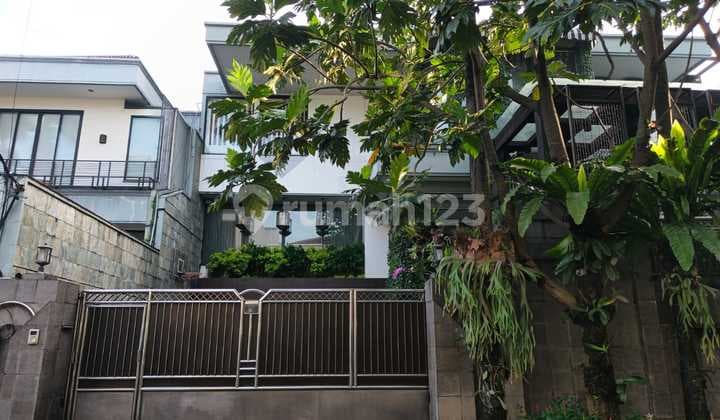 2-Storey House in Simprug Garden Patal Senayan with Cheap SHM