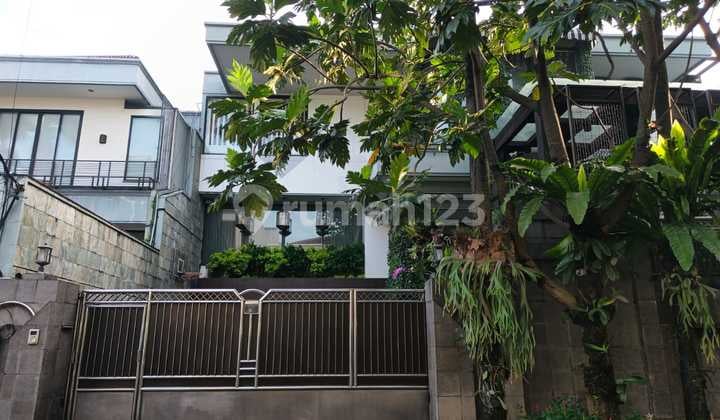 Rumah 2 Lantai Di Simprug Garden Patal Senayan Shm Murah