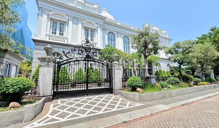 Dijual Rumah Mewah 2 Lantai Dikawasan Pik Jl Ebony Golf Vii
