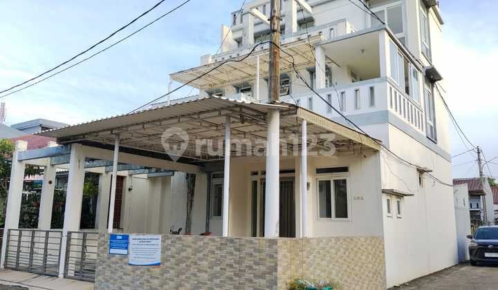 Rumah Murah 2 Lantai Jarang Ada di Komplek.paku Jaya Regency