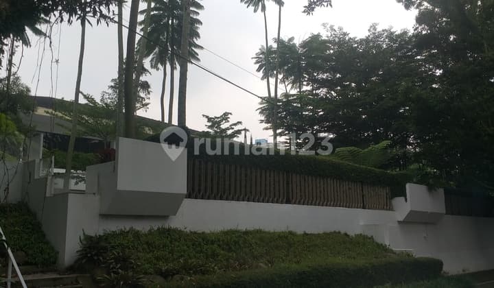 Grand House Prestigious Location Excellent