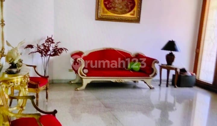Rumah Mewah di Kelapa Gading