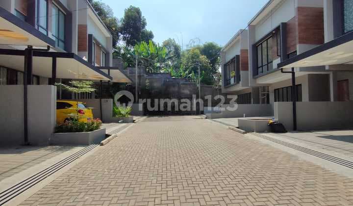 Dijual/Disewakan Rumah Pondok Hijau Furnished
