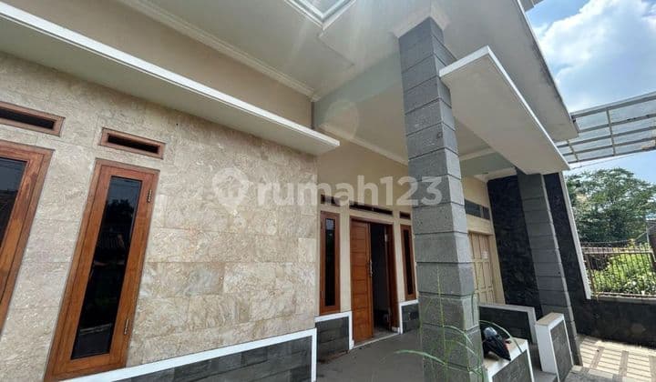 Dijual Rumah Disukamenak Indah Bangunan 2 Lantai