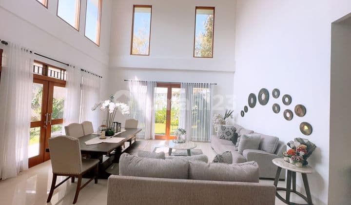 Dijual Rumah Setiabudi Regency Bandung Siap Huni Semi Furnished