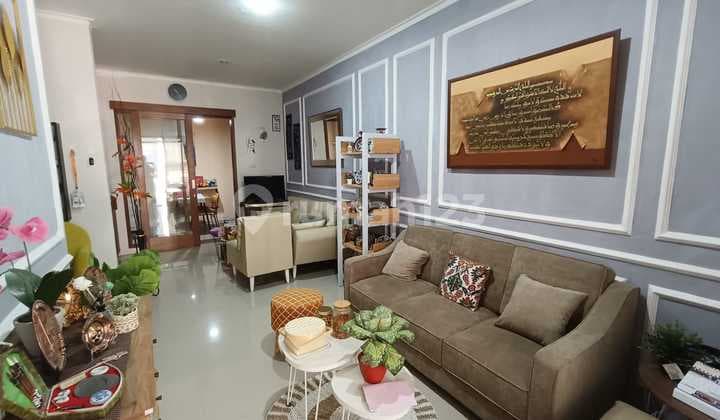 Dijual Cepat Rumah Sariwangi Semi Furnished Bagus