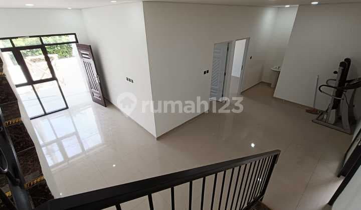 For Sale Modern House Setiabudi Regency Ready to Occupy
