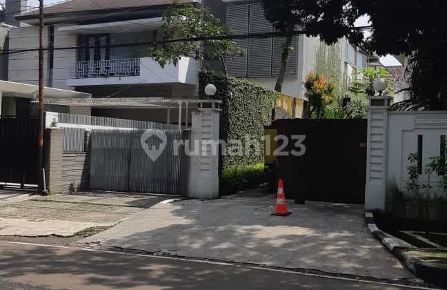 For Sale Luxury House on Lombok Street Bandung