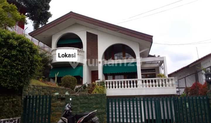 Dijual Rumah Setrasari Dalam Komplek Lokasi Strategis