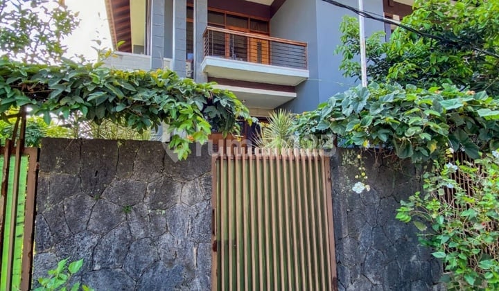 Dijual Rumah Mewah Turangga Bandung Lokasi Strategis
