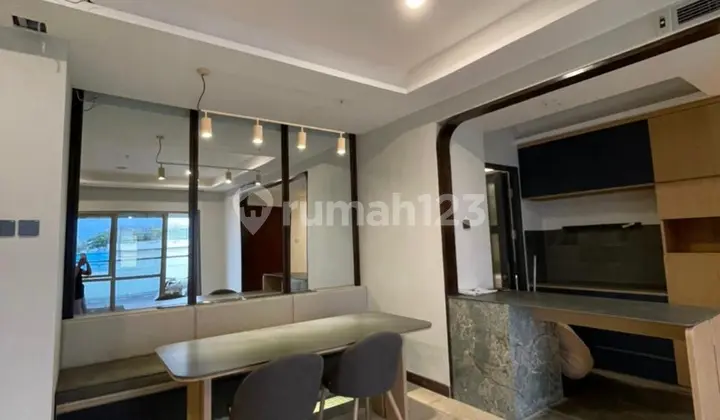For Sale/For Rent Hegarmanah Residence 3 Bedroom Luxury Furnished.