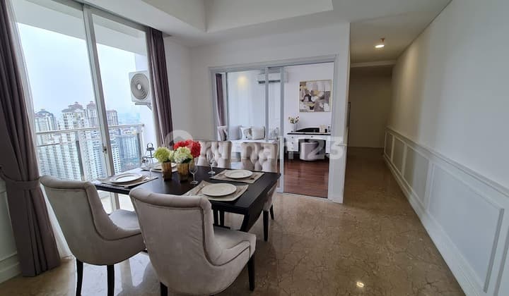 Apartemen Royal Suites Ukuran 183 m2 Fully Furnished