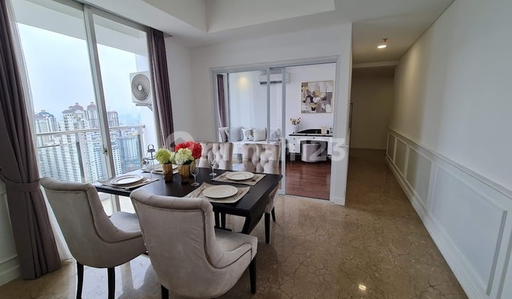 Apartemen Royal Suites Ukuran 183 m2 Fully Furnished