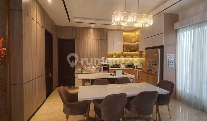 Rumah di Golf Island Ukuran 10 x 15 Semi Furnished