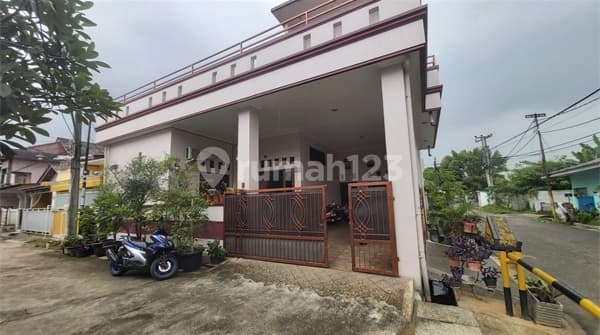 Rumah 2 Lantai Bagus Dalam Komplek Tvri Kodau Pondok Gede Bekasi