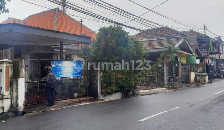 Rumah Lama Luas Strategis Di Pinggir Jalan Raya Dekat Mall Bassura Cipinang Jatinegara Jakarta Timur