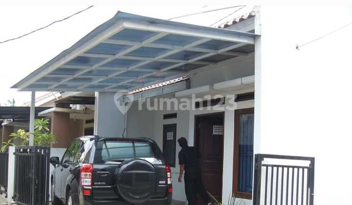 Rumah Nyaman 1,5 Lantai Minimalis Strategis Di Jagakarsa Jakarta Selatan Murah