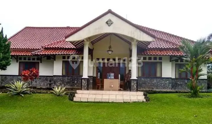 Villa Luas Asri Nyaman View Indah Di Kaki Gunung Salak Taman Sari Bogor