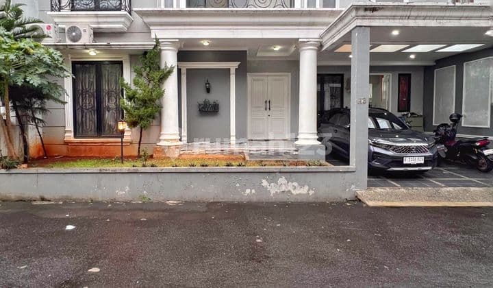 RUMAH MEWAH DALAM TOWNHOUSE STRATEGIS DI BATU AMPAR CONDET JAKARTA TIMUR