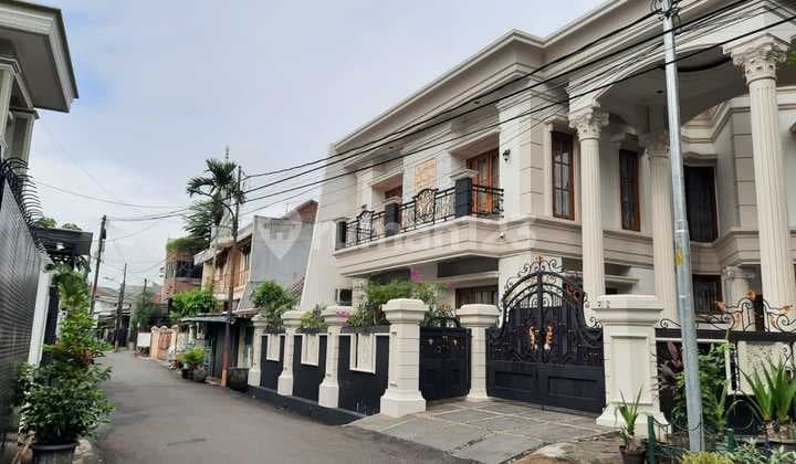 Rumah Mewah Luas Klasik Modern Strategis Di Rawamangun Jakarta Timur