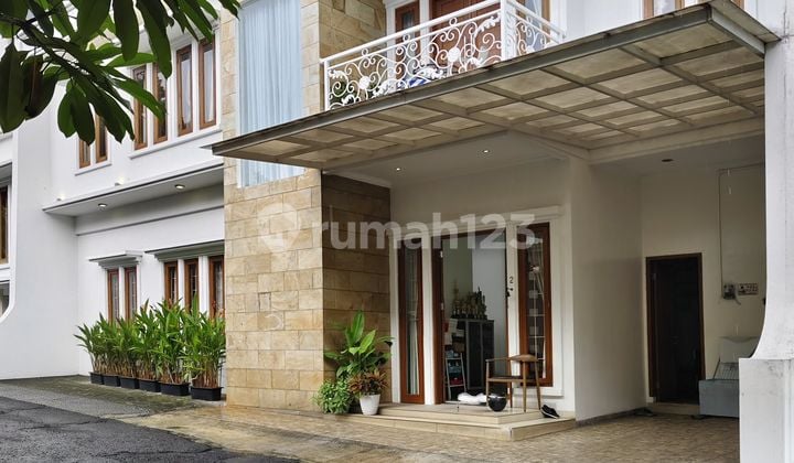 Rumah Cantik Full Furnished Dalam Town House Strategis Di Kebagusan Jaksel Dekat Tol JORR Simatupang