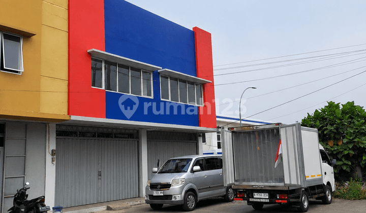 Commercial Shop on Main Road Sawangan Depok