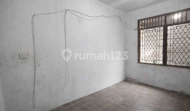 Dijual Rumah Luas di Pondok Melati Bekasi