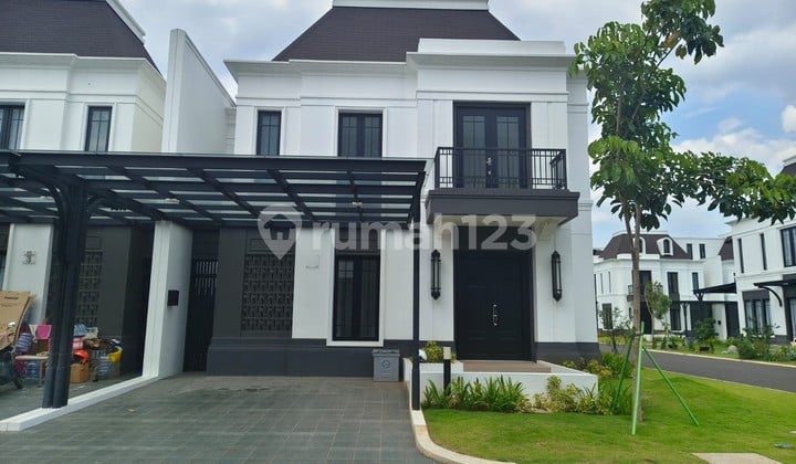 Disewakan Rumah Minimalis Summarecon Crown Gading di Harapan Indah Bekasi