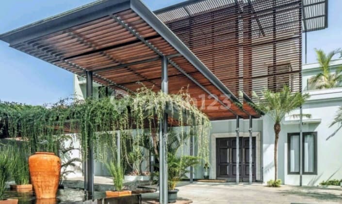 Rumah Mewah di Bandung Tengah, Sayap Dago, Sayap Riau