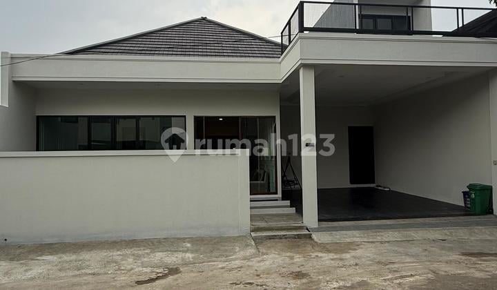 Rumah Baru Mewah Di Kawasan Batununggal