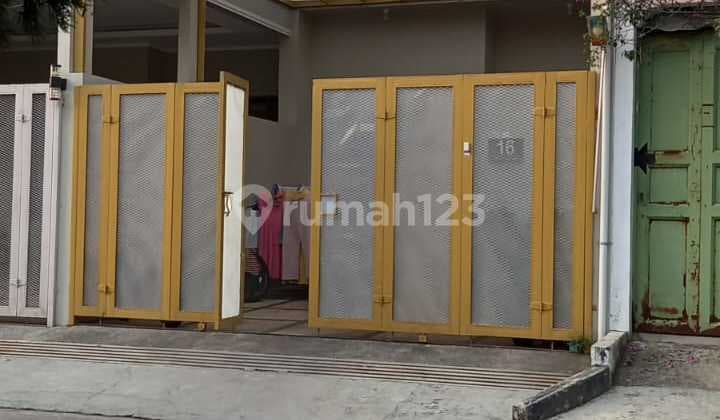 Rumah Nyaman dan Asri di Arcama