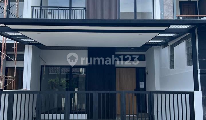 New House in Bandung, Central Suryalaya, Pasir Salam, BKR